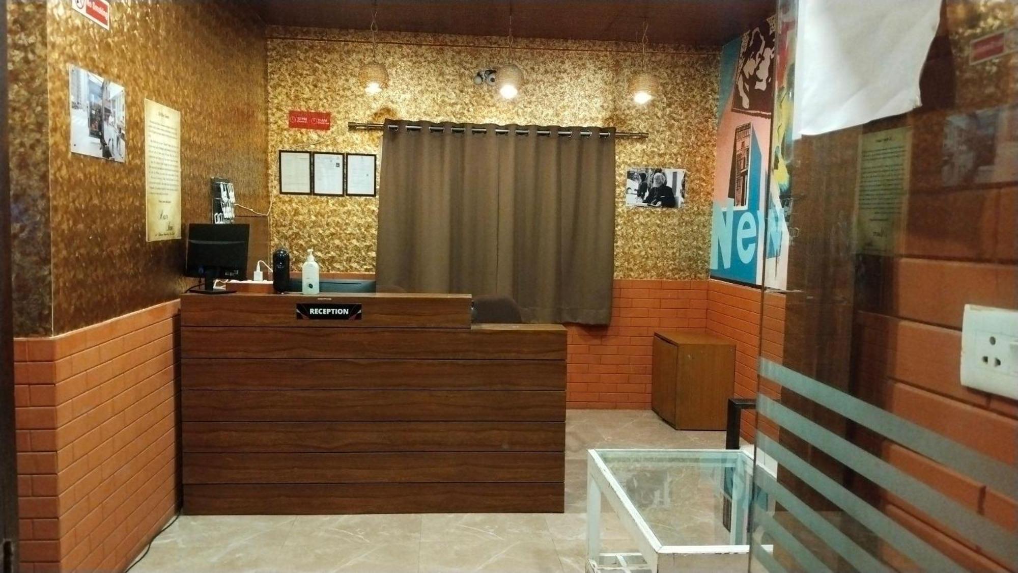 Restr Inn Нагпур Екстериор снимка